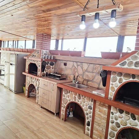 Perla Hotel Doszpat Kültér fotó