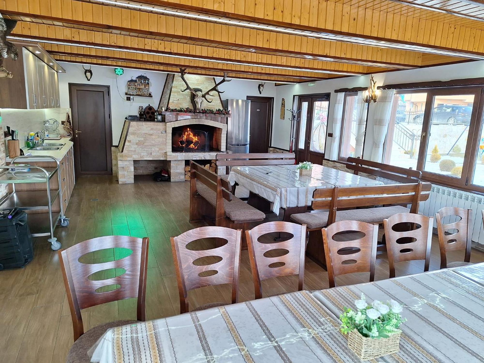 Perla Hotel Doszpat Kültér fotó